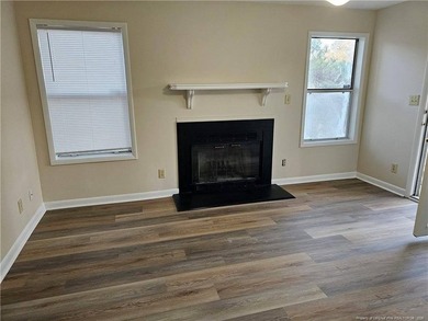 Step into easy living with this beautifully refreshed and - photo 13