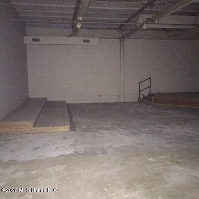 10,154sq ft gutted commercial building, ''X'' Flood Zone, and - photo 14