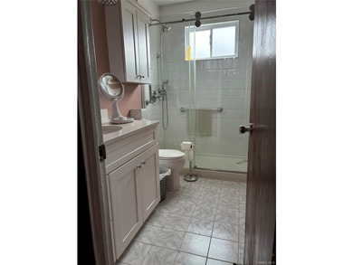 Welcome to 2216 Seward Avenue! This 3 bedroom, 1 1/2 bath - photo 14