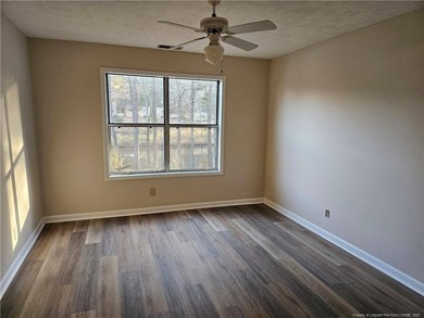 Step into easy living with this beautifully refreshed and - photo 14