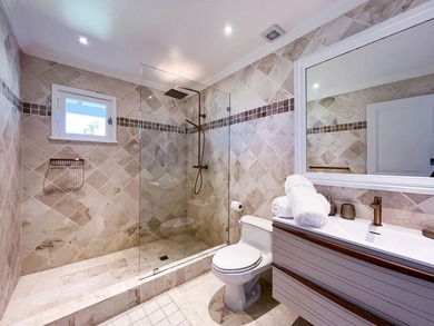 Experience refined Caribbean living in this magnificent villa - photo 15