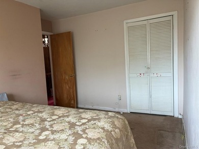 Welcome to 2216 Seward Avenue! This 3 bedroom, 1 1/2 bath - photo 16