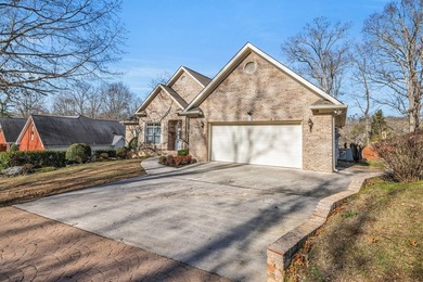 Offering over 4,000 square feet of conditioned living space - photo 4