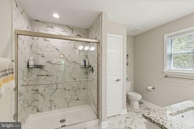 Welcome home to 1906 Lakeview Parkway, a like-new one level - photo 24