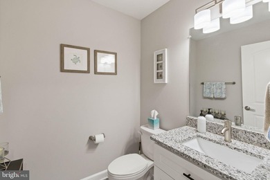 Welcome home to 1906 Lakeview Parkway, a like-new one level - photo 27