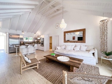 Experience refined Caribbean living in this magnificent villa - photo 29