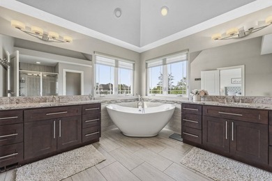 Prepare to be wowed from the moment you step inside! Over 3500 - photo 31
