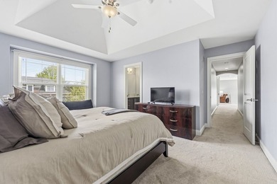 Prepare to be wowed from the moment you step inside! Over 3500 - photo 36