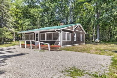 Motivated sellers This Charming 3-bedroom, 1-bath home comes - photo 1