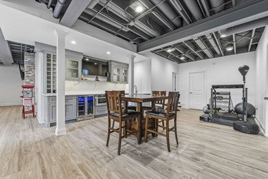 Prepare to be wowed from the moment you step inside! Over 3500 - photo 42