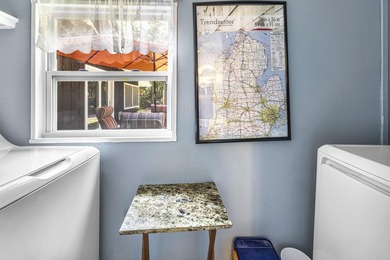 Motivated sellers This Charming 3-bedroom, 1-bath home comes - photo 7