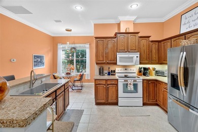Virtually Staged. Welcome to this beautifully maintained - photo 8