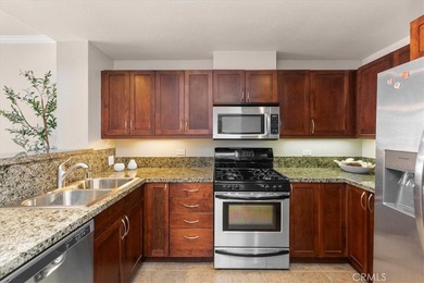 Price improvement! Experience urban living at it's finest - photo 9
