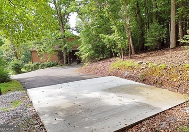 RARE Opportunity in the heart of TRACKROCK. This 3/3 country - photo 11