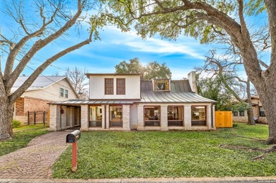 A true one-in-a-million offering, this extraordinary estate is a - photo 1