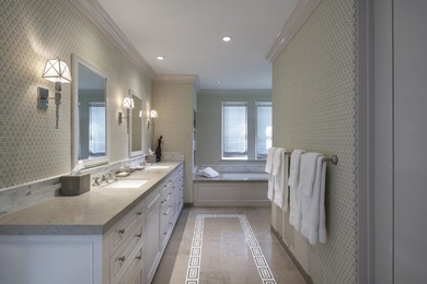 This incredible downtown estate offers luxurious living within - photo 22