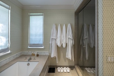 This incredible downtown estate offers luxurious living within - photo 23