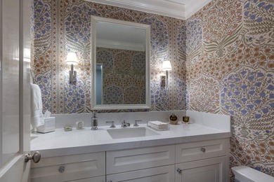 This incredible downtown estate offers luxurious living within - photo 30