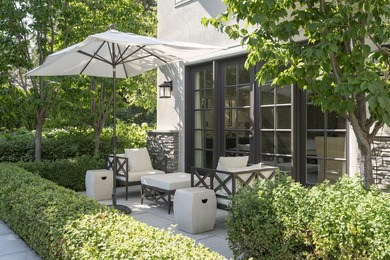 This incredible downtown estate offers luxurious living within - photo 38