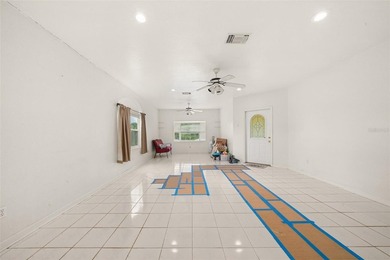 Enjoy the perfect blend of space, comfort, and privacy in this - photo 4