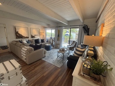 Experience the ultimate lakeside lifestyle in this stunning - photo 8