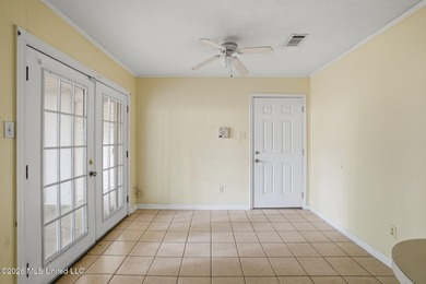 Welcome to this cozy and affordable single-family home in the - photo 10