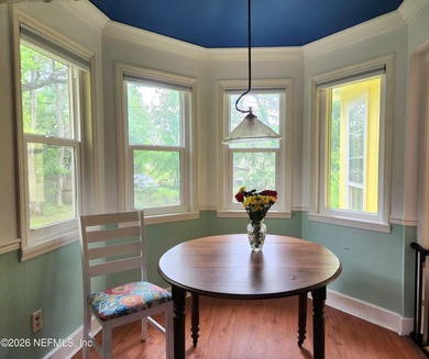 One-of-a-kind home! This 2 bed, 1 bathroom cottage includes a - photo 10