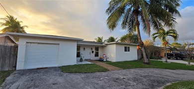 (private lake, pond, coastal) Home For Sale in Miramar Florida