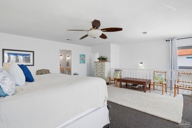 Located in the highly sought-after Villa Sabine neighborhood - photo 32