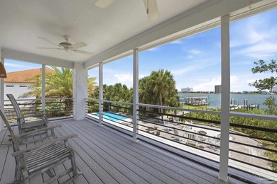 Located in the highly sought-after Villa Sabine neighborhood - photo 33