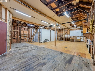 Rare opportunity to own a unique custom-built coastal property - photo 37