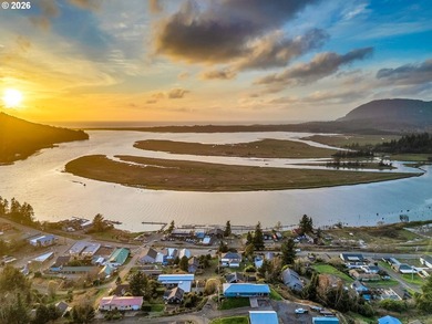 Rare opportunity to own a unique custom-built coastal property - photo 44