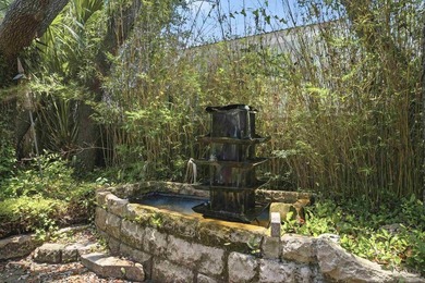 Located in the highly sought-after Villa Sabine neighborhood - photo 45