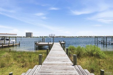 Located in the highly sought-after Villa Sabine neighborhood - photo 47