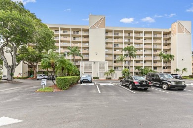 (private lake, pond, creek) Condo For Sale in Delray Beach Florida