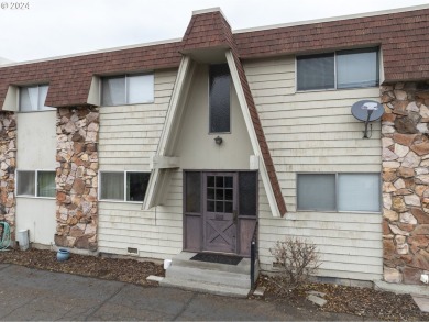 Columbia River - Multnomah County Condo For Sale in The Dalles Oregon