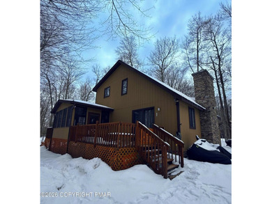 Larsen Lake Home For Sale in Clifton Pennsylvania