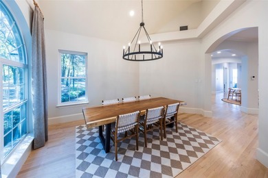 Stunning lakefront home filled with natural light, luxury - photo 12