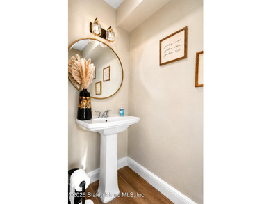 Welcome to this beautifully renovated two-bedroom, two-bath - photo 13