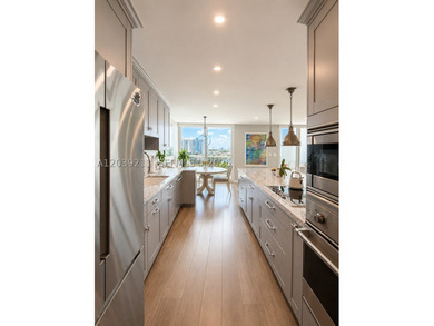 Fully renovated and reimagined turnkey 2,388 SF 3-Bedroom + Den - photo 7