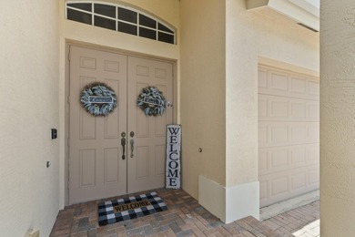 Beautifully maintained 4-bedroom, 3-bath home with a 3-car - photo 4