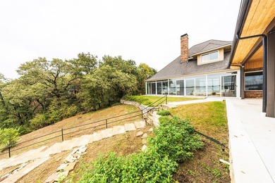 Stunning lakefront home filled with natural light, luxury - photo 35
