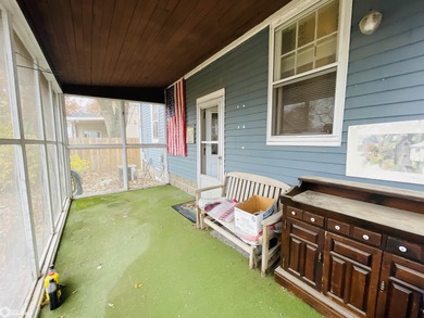 Welcome to this charming 2 bedroom home! Step inside to find an - photo 11