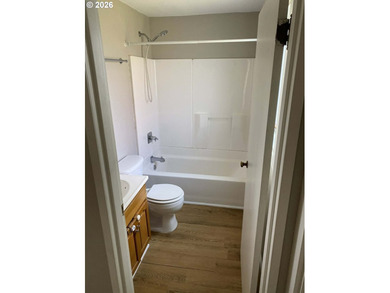 Remodeled 4 Plex On Oregon Coast! This 4 Plex features 4 - photo 11