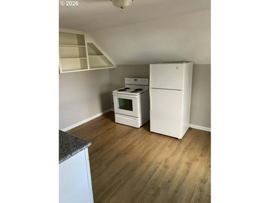 Remodeled 4 Plex On Oregon Coast! This 4 Plex features 4 - photo 13