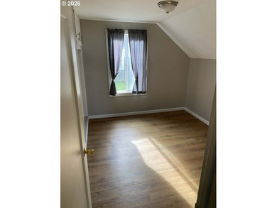 Remodeled 4 Plex On Oregon Coast! This 4 Plex features 4 - photo 15