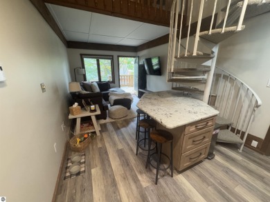 Beautiful 2-bedroom, 2-bath condo located just steps from the