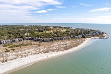 Perched on the top floor of desirable Pelican Watch Villas, 1360 - photo 24