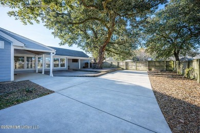 This home is BEAUTIFUL! Fully remodeled in 2019 and nestled in - photo 42