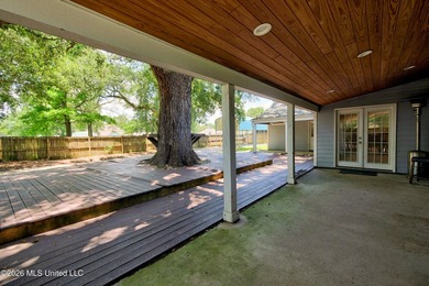 This home is BEAUTIFUL! Fully remodeled in 2019 and nestled in - photo 48